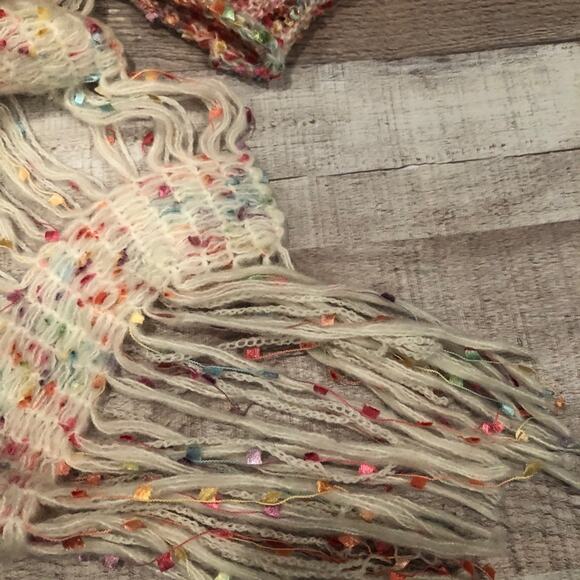 Perry Ellis Multi-Colored Fringe Hat & Scarf Set - Picture 5 of 7